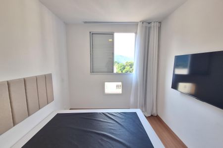 Quarto de apartamento para alugar com 2 quartos, 50m² em Vila Santa Alice, Duque de Caxias