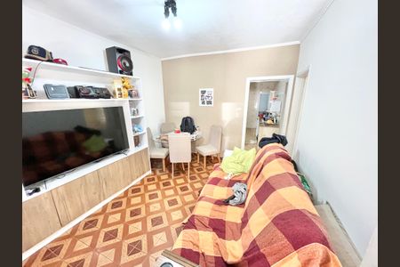 Sala de casa à venda com 6 quartos, 234m² em Vila Romero, São Paulo