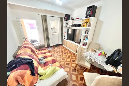 Sala de casa à venda com 6 quartos, 234m² em Vila Romero, São Paulo