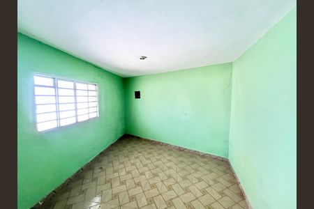 Quarto 5 de casa à venda com 6 quartos, 234m² em Vila Romero, São Paulo