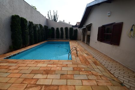 Casa de condomínio à venda com 381m², 4 quartos e 4 vagasPiscina