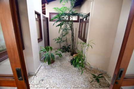 Casa de condomínio à venda com 381m², 4 quartos e 4 vagasJardim de Inverno