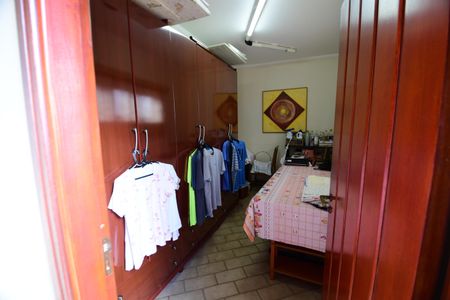 Casa de condomínio à venda com 381m², 4 quartos e 4 vagasQuarto de Serviço 2