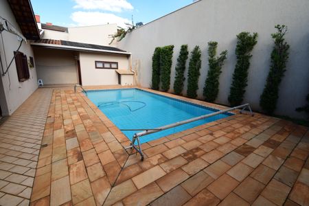 Casa de condomínio à venda com 381m², 4 quartos e 4 vagasPiscina