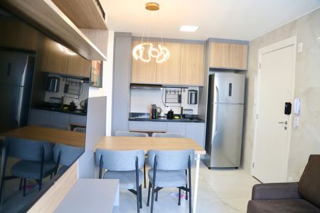 Apartamento para alugar com 30m², 1 quarto e 1 vagaSala