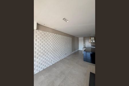 Apartamento à venda com 106m², 2 quartos e 2 vagasSala