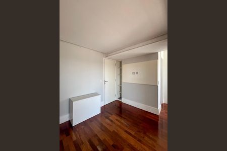 Apartamento à venda com 106m², 2 quartos e 2 vagasSuite 