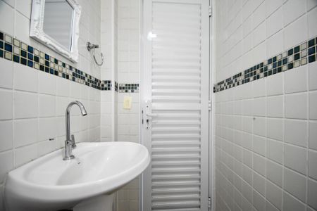 Casa para alugar com 150m², 3 quartos e 1 vagabanheiro de serviço