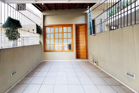 Casa para alugar com 150m², 3 quartos e 1 vagagaragem