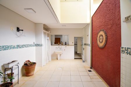 Casa para alugar com 150m², 3 quartos e 1 vagalavanderia e quintal