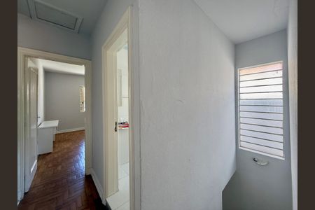 Corredor Quartos  de casa à venda com 2 quartos, 75m² em Campo Belo, São Paulo