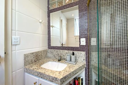 Apartamento à venda com 100m², 3 quartos e 1 vagaBanheiro da Suíte