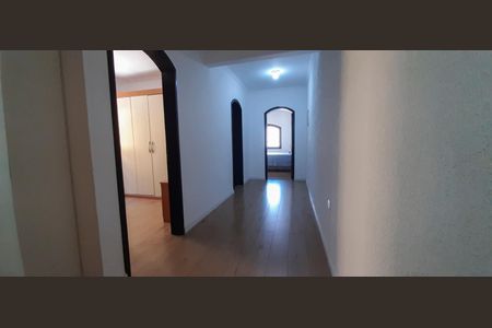Casa à venda com 280m², 3 quartos e 2 vagasCorredor dos Quartos
