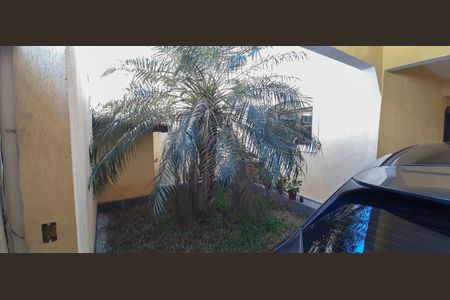 Casa à venda com 280m², 3 quartos e 2 vagasGaragem