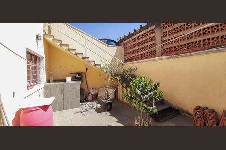 Casa à venda com 280m², 3 quartos e 2 vagasQuintal de Cima