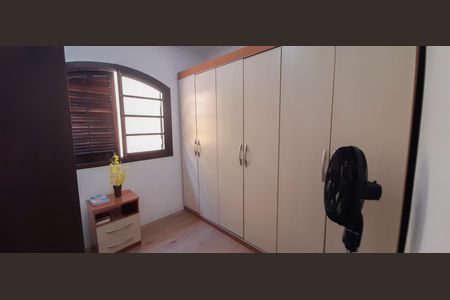 Casa à venda com 280m², 3 quartos e 2 vagasQuarto 2