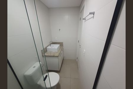 Banheiro 1 de apartamento para alugar com 2 quartos, 45m² em Afonso Pena, São José dos Pinhais