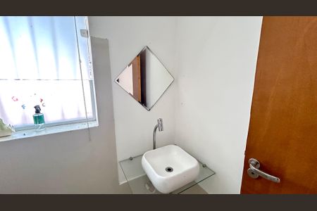 Casa à venda com 162m², 3 quartos e 2 vagasBanheiro da suíte 1