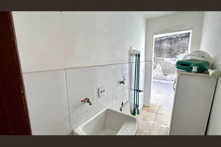 Casa à venda com 162m², 3 quartos e 2 vagasÁrea de Serviço