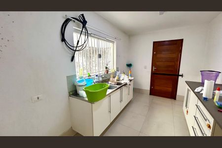 Casa à venda com 162m², 3 quartos e 2 vagasCozinha