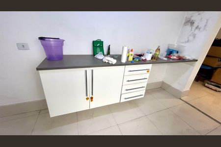 Casa à venda com 162m², 3 quartos e 2 vagasCozinha