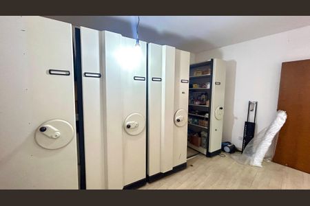 Casa à venda com 162m², 3 quartos e 2 vagasQuarto Suíte 2