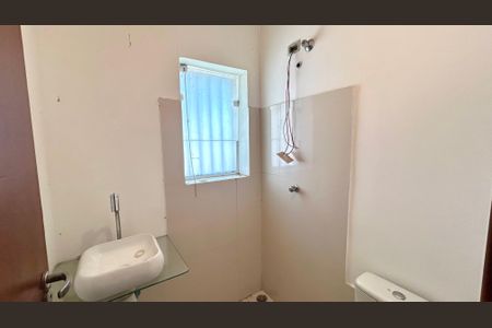 Casa à venda com 162m², 3 quartos e 2 vagasBanheiro da Suíte 2