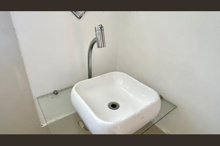 Casa à venda com 162m², 3 quartos e 2 vagasBanheiro da Suíte 1