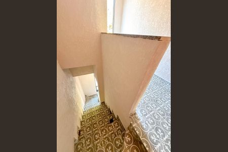 Apartamento para alugar com 30m², 1 quarto e sem vagaEscada