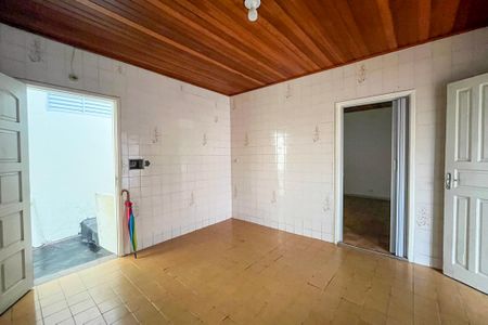 Casa de condomínio à venda com 350m², 5 quartos e 1 vaga Casa de condomínio à venda com 350m², 5 quartos e 1 vagaCasa 2 - Sala/Cozinha