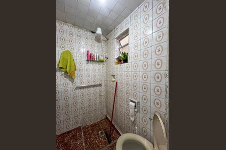 Casa de condomínio à venda com 350m², 5 quartos e 1 vaga Casa de condomínio à venda com 350m², 5 quartos e 1 vagaCasa 1 - Banheiro