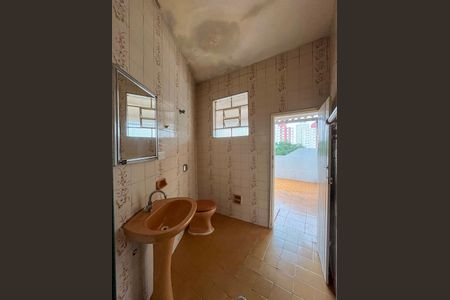 Casa de condomínio à venda com 350m², 5 quartos e 1 vaga Casa de condomínio à venda com 350m², 5 quartos e 1 vagaCasa 2 - Banheiro