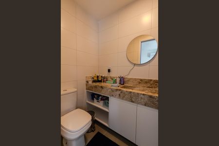 Banheiro da Suíte 1 de apartamento para alugar com 2 quartos, 160m² em Santa Tereza, Porto Alegre