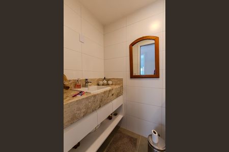 Apartamento para alugar com 160m², 2 quartos e 3 vagasBanheiro Social