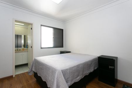 Apartamento à venda com 93m², 3 quartos e 2 vagasSuíte 1