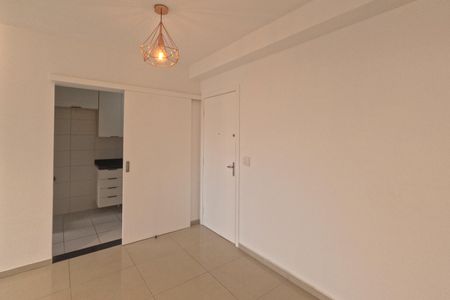 Apartamento para alugar com 67m², 2 quartos e 1 vagaSala