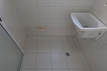 Apartamento para alugar com 67m², 2 quartos e 1 vagaÁrea de Serviço