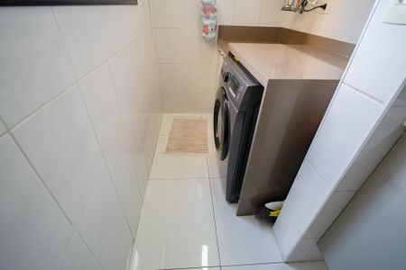 Apartamento à venda com 58m², 2 quartos e 1 vagaÁrea de Serviço