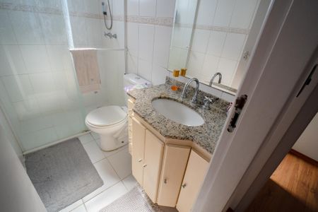 Apartamento à venda com 58m², 2 quartos e 1 vagaBanheiro Suíte