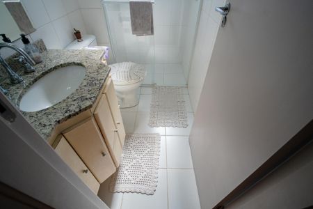 Apartamento à venda com 58m², 2 quartos e 1 vagaBanheiro 