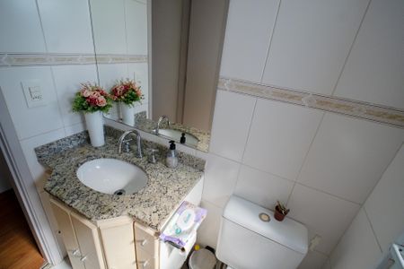 Apartamento à venda com 58m², 2 quartos e 1 vagaBanheiro 