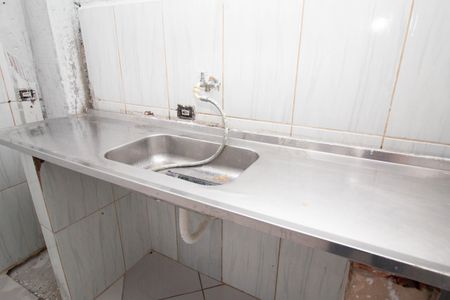 Cozinha de casa para alugar com 1 quarto, 30m² em Vila Itaberaba, São Paulo