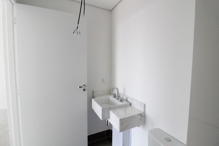 Banheiro de apartamento à venda com 1 quarto, 36m² em Butantã, São Paulo