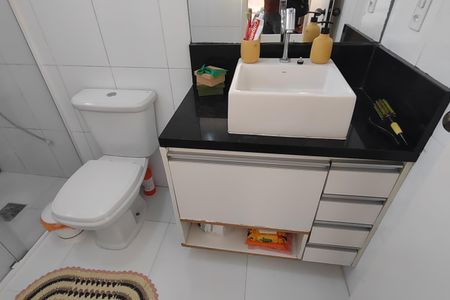 Apartamento à venda com 75m², 2 quartos e 1 vagaBanheiro da Suíte