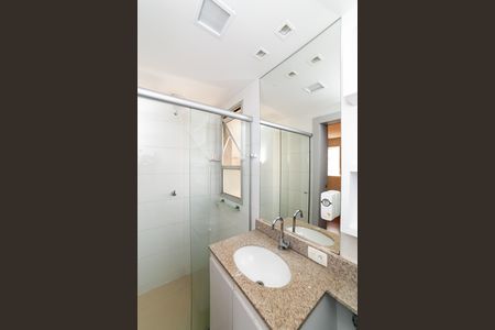 Apartamento à venda com 88m², 3 quartos e 2 vagas Apartamento à venda com 88m², 3 quartos e 2 vagasBanheiro da Suíte