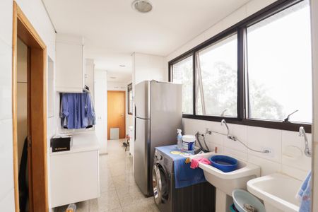 Apartamento à venda com 365m², 5 quartos e 4 vagasÁrea de Serviço