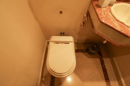 Apartamento à venda com 365m², 5 quartos e 4 vagasLavabo