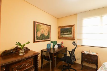 Apartamento à venda com 365m², 5 quartos e 4 vagasEscritório