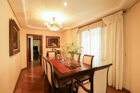 Apartamento à venda com 365m², 5 quartos e 4 vagasSala