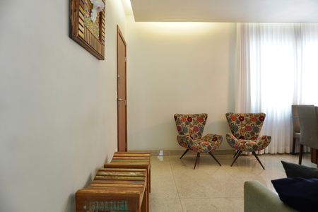 Apartamento à venda com 77m², 3 quartos e 2 vagas